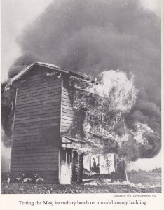 Dugway Proving Ground, Testing the M-69 incendiary bomb on a model enemy building. ダグウェイ実験場。